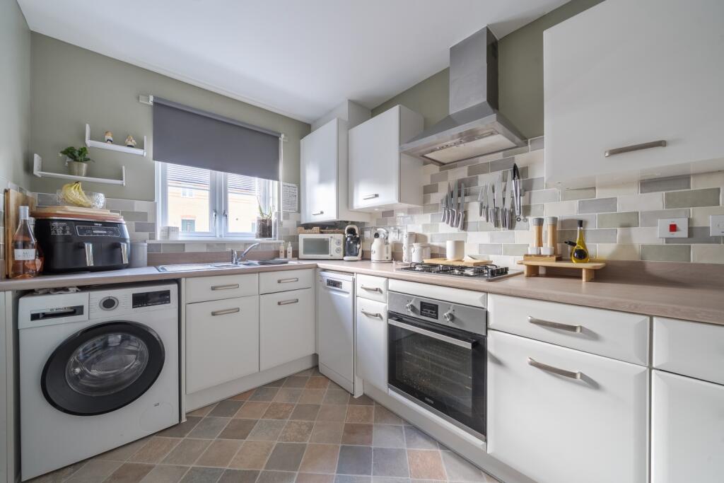 1393211-11-695ba295165db