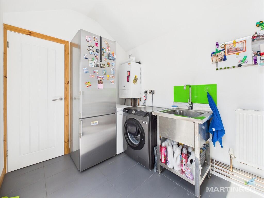 CAM03111G0-PR0336...