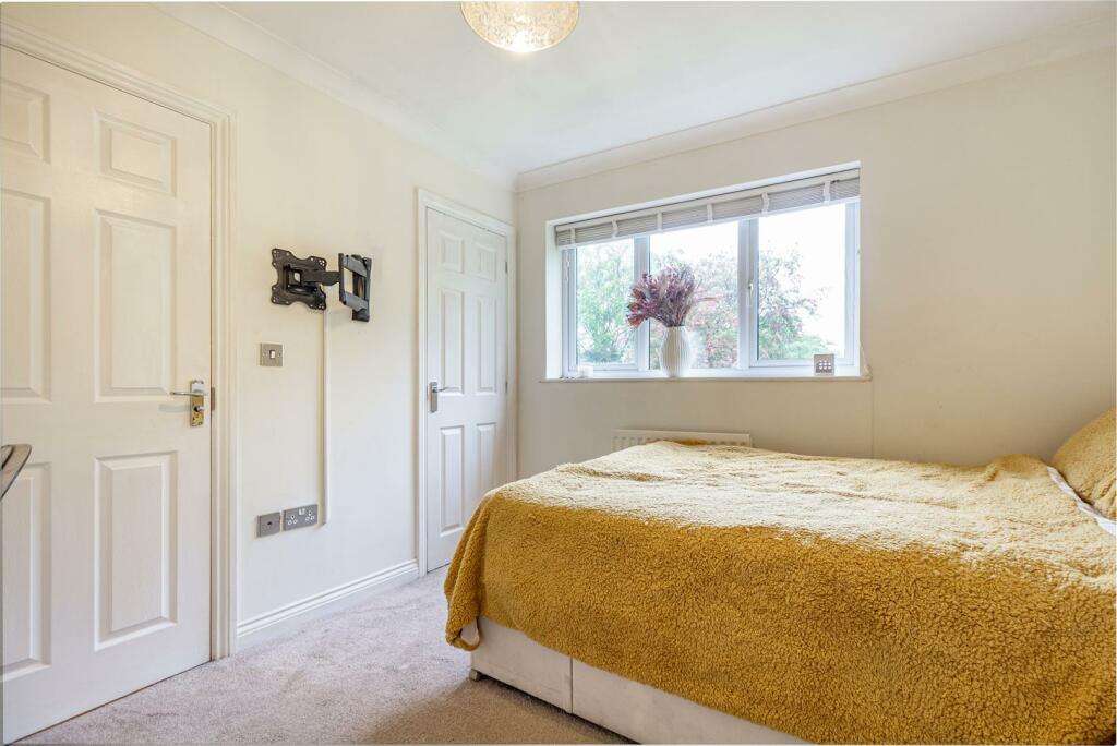 Bedroom-3-2.jpg
