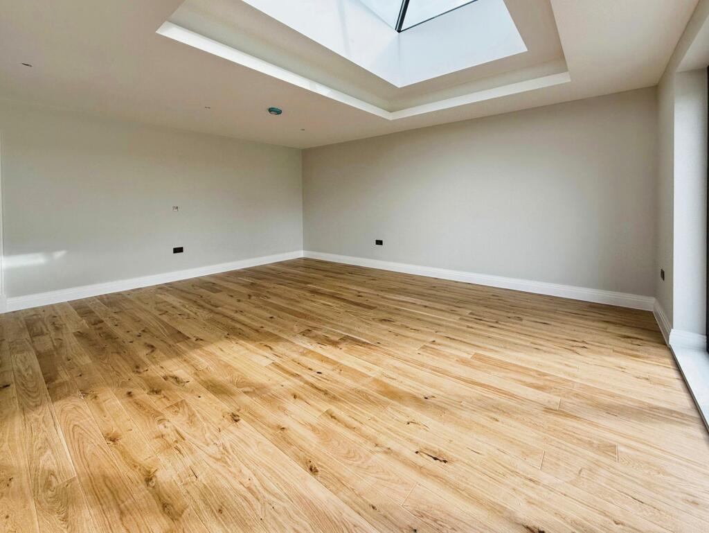 Kitchen/ Dining Room
