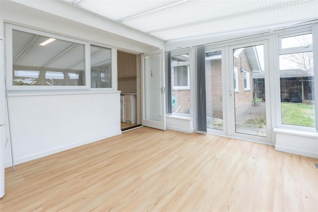 11 Higham View   (9).jpg