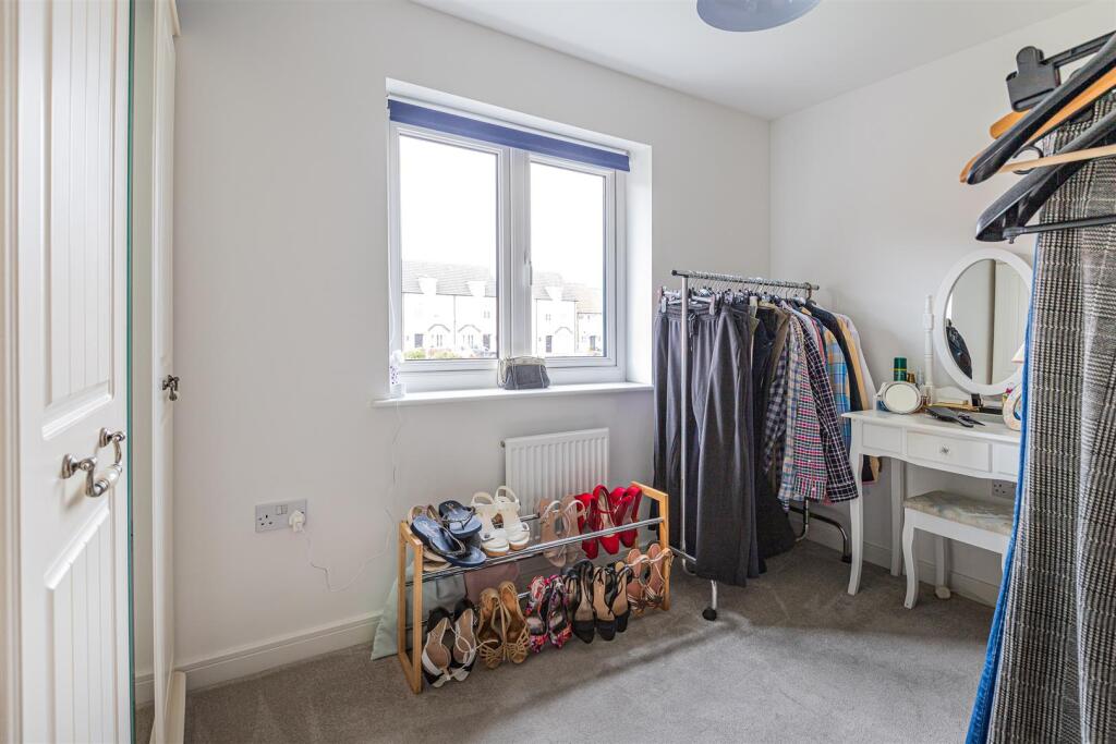 Picca Close 28-21.jpg