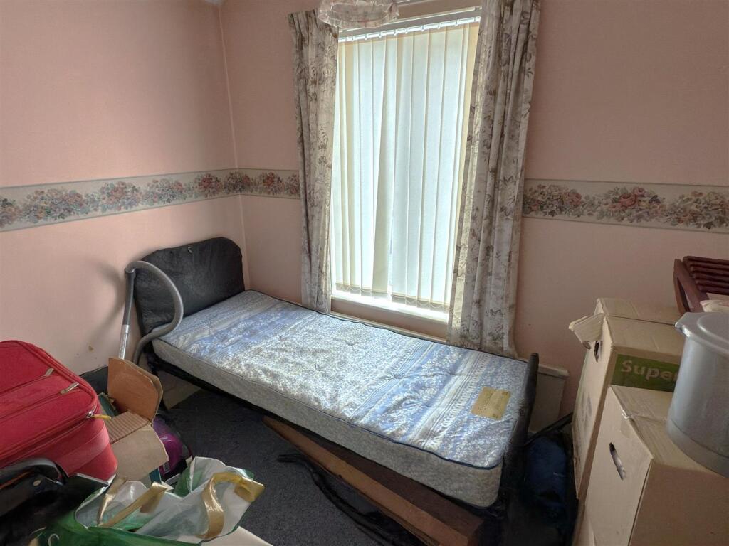 BED 3.jpg