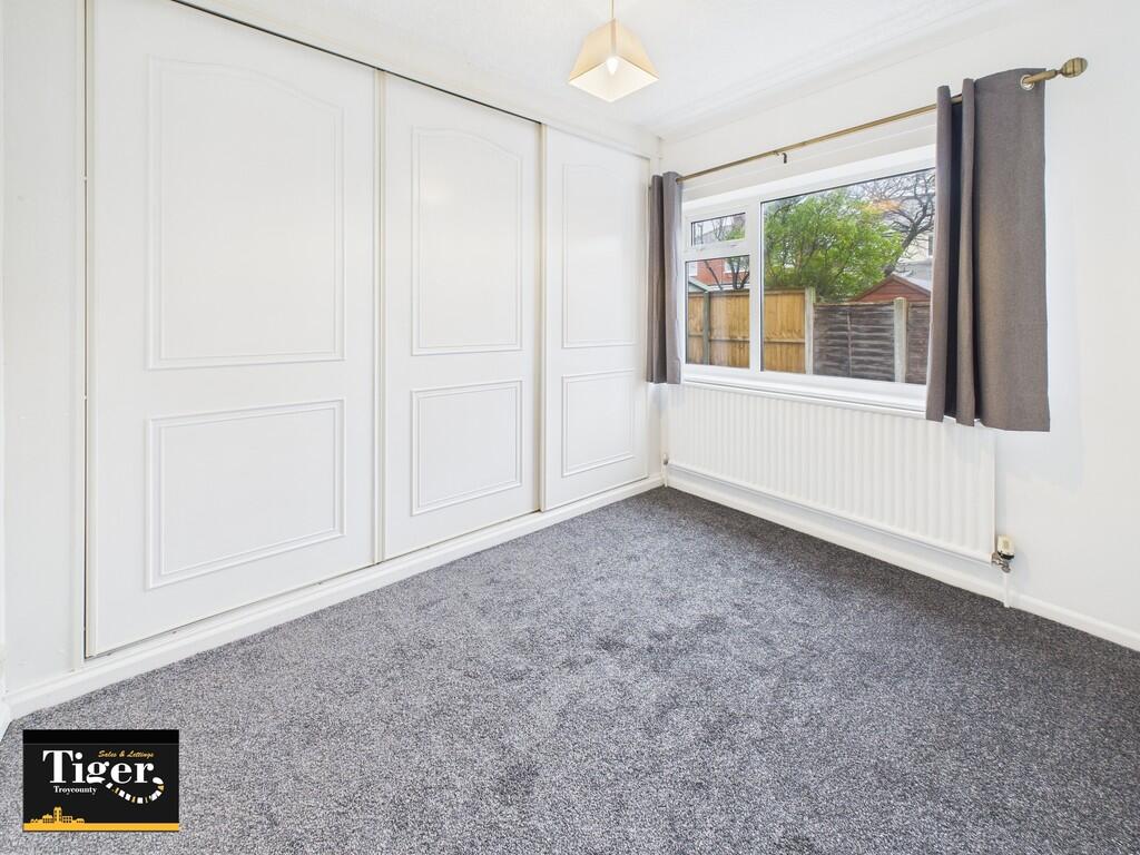 CAM02176G0-PR0774...