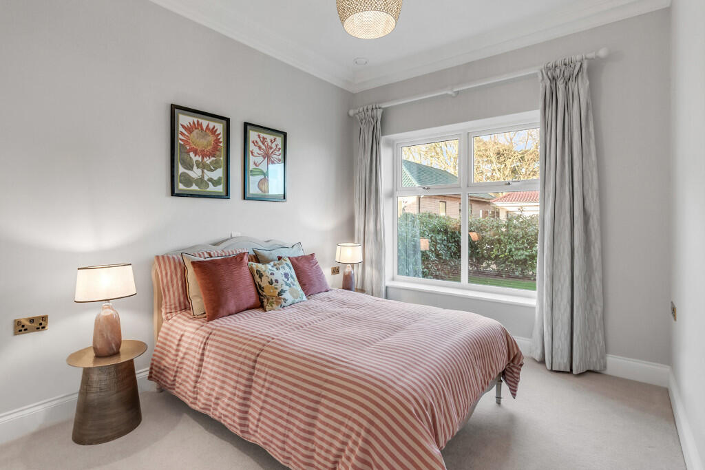 Second bedroom