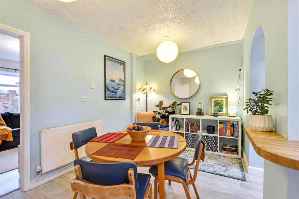 Dining Room_3.jpeg