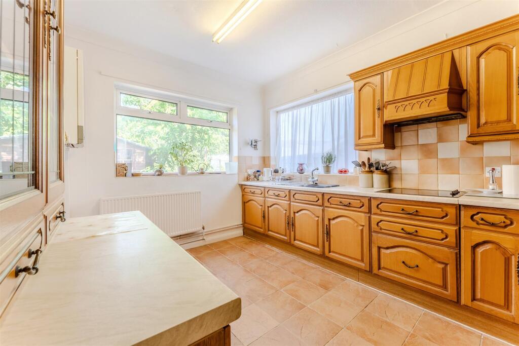 Kitchen/Breakfast Room