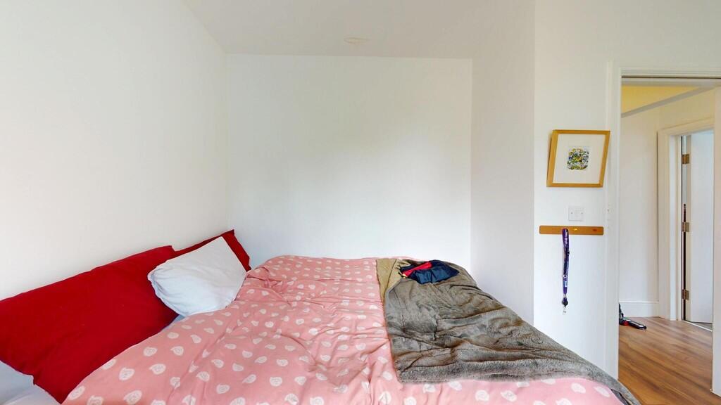 Bedroom 3 (3)