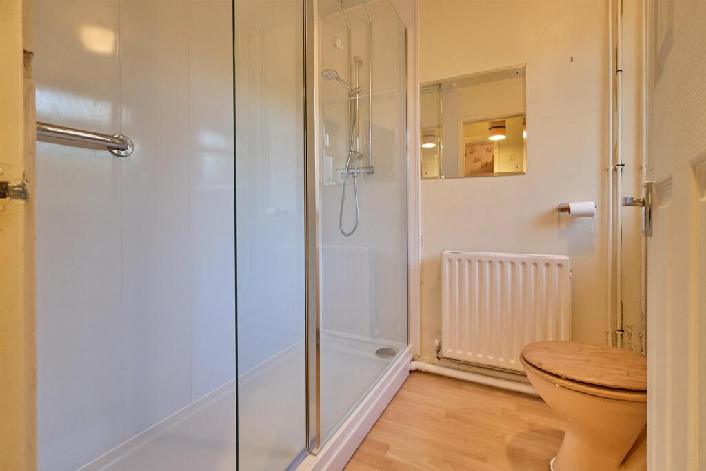 Rear Shower Room
