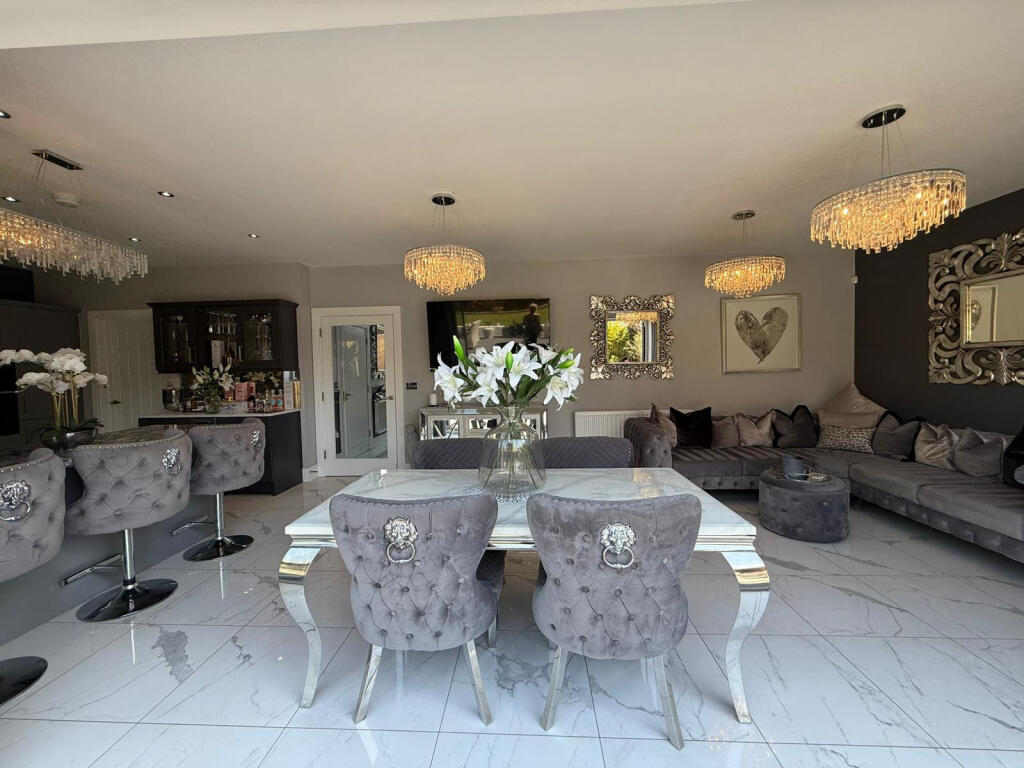 Kitchen / Family Area