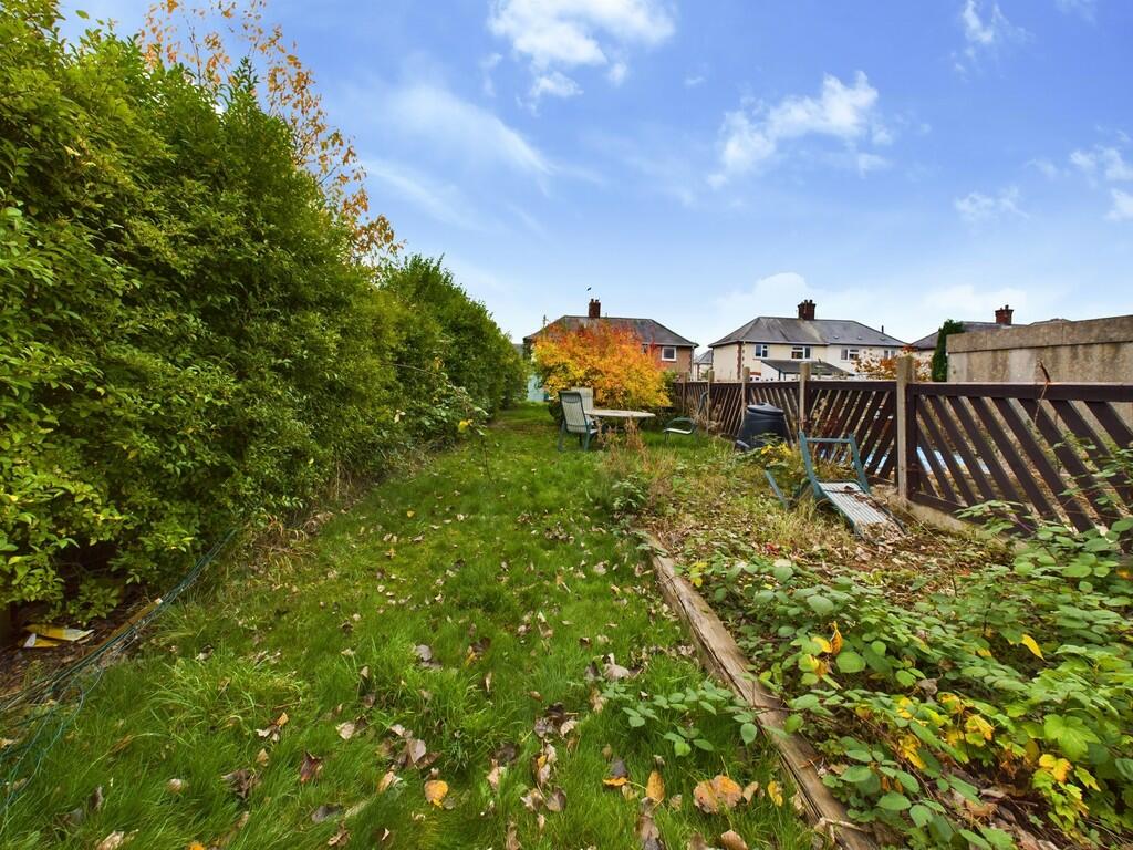 CAM04273G0-PR0032...