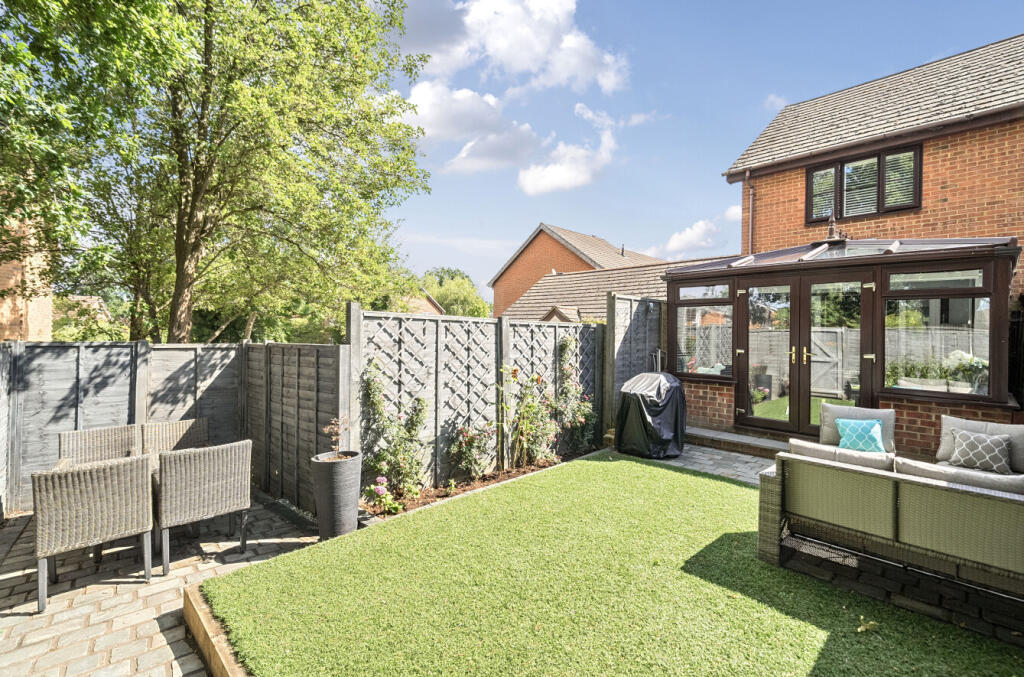 1320296-18-686ce8...