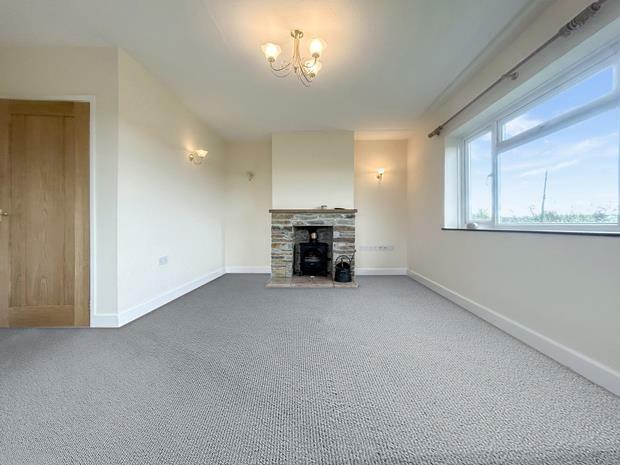 Lounge.JPEG_enhanced