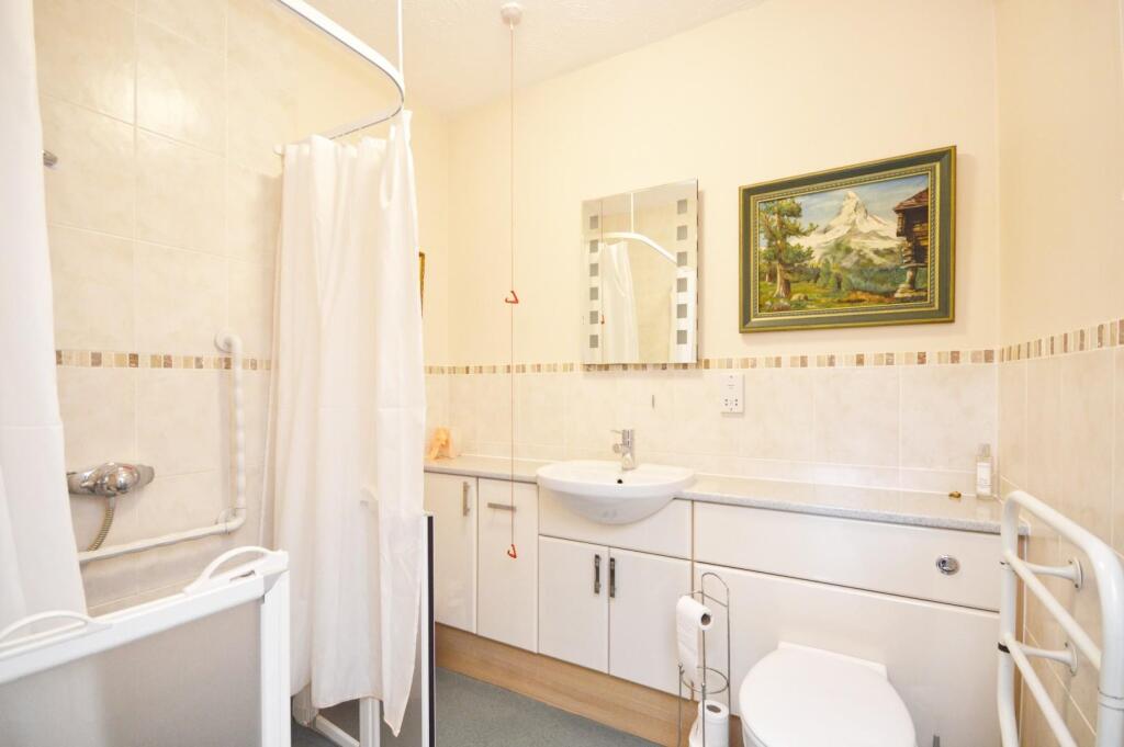 En Suite Shower Room