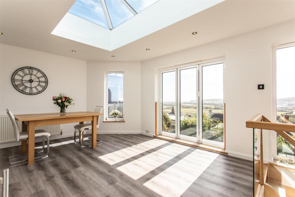 31 Claremont Road-34.jpg