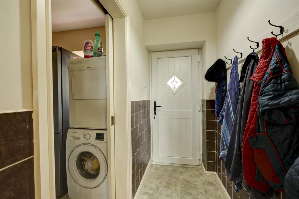 Back Hallway and Utility