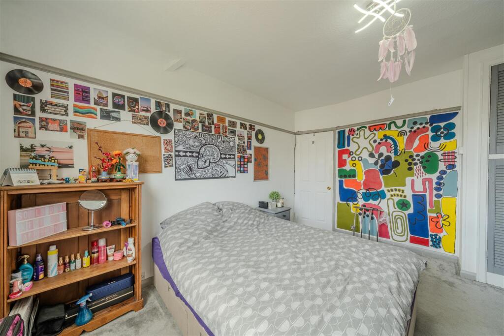 19 Lyneholmes Rise-119.jpg