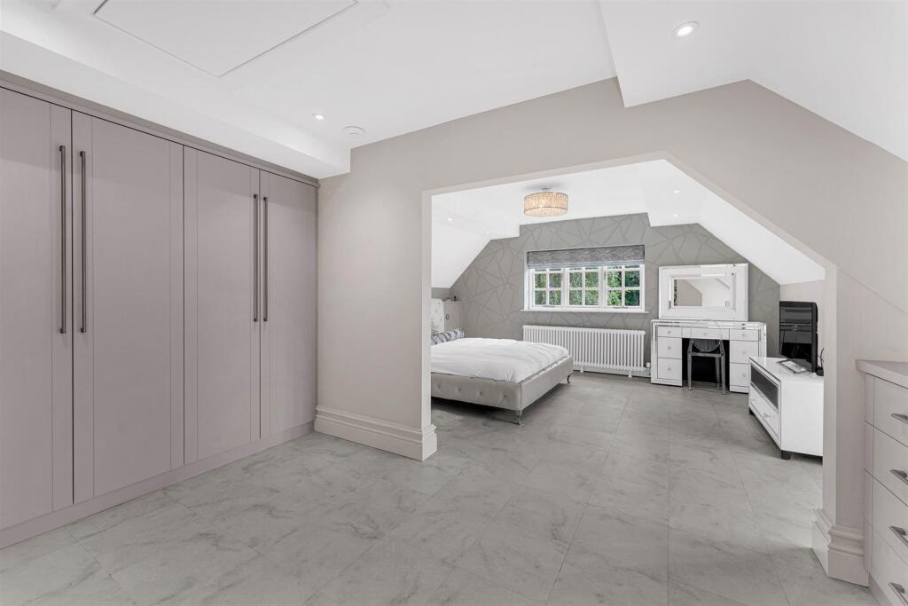 Principal Bedroom 1