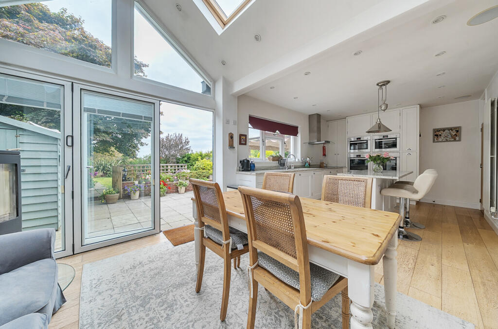 1326912-11-6888ec...