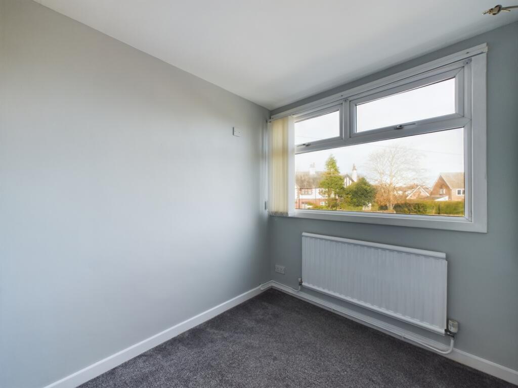 CAM02386G0-PR0098-STILL035