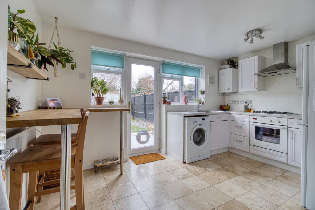 Kitchen Diner - EweMove Swindon South