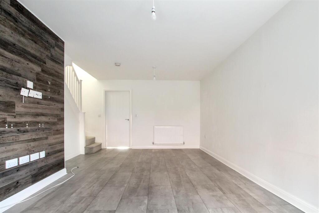 Living-room-3.jpg
