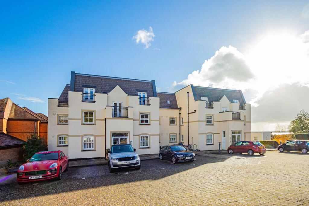 Bridgeman Road 14-21.jpg