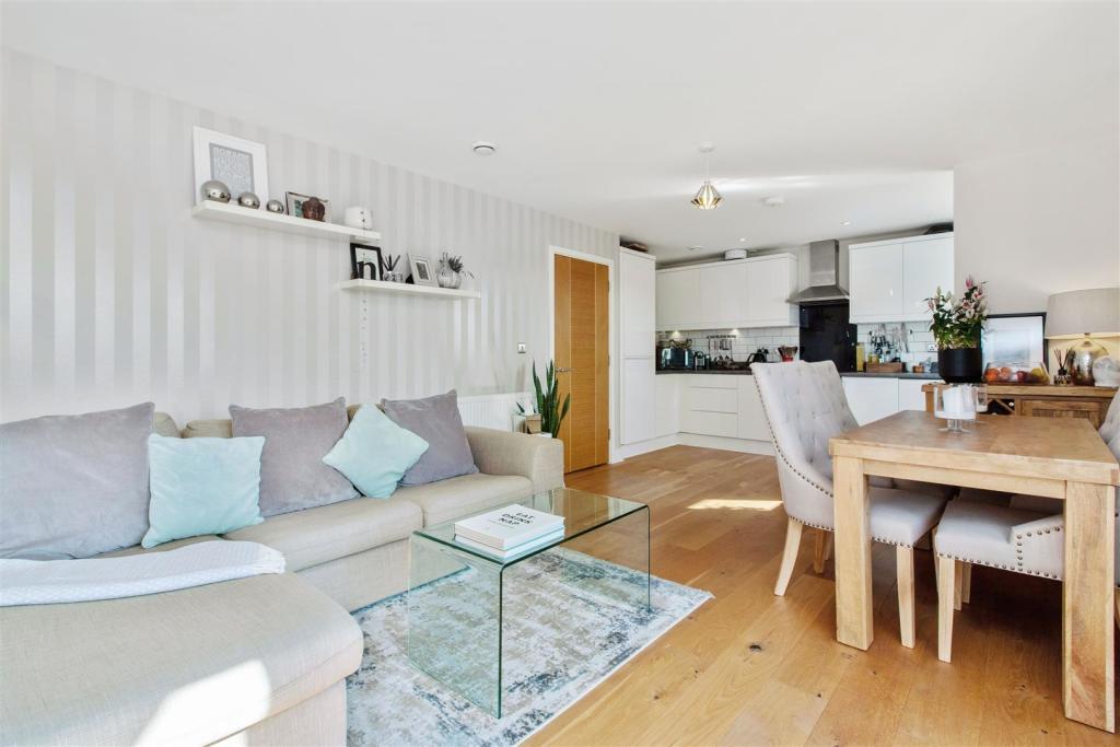 Open Plan Kitchen/Reception Room