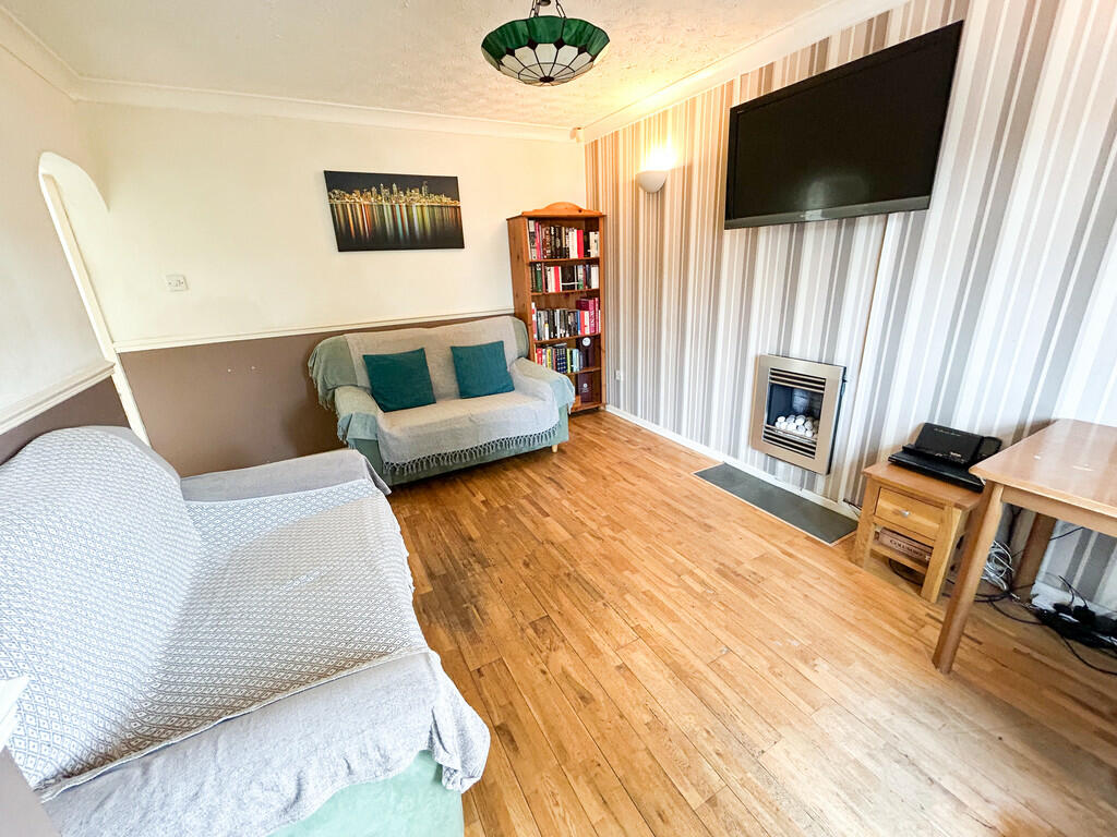 image_50403073 (3...