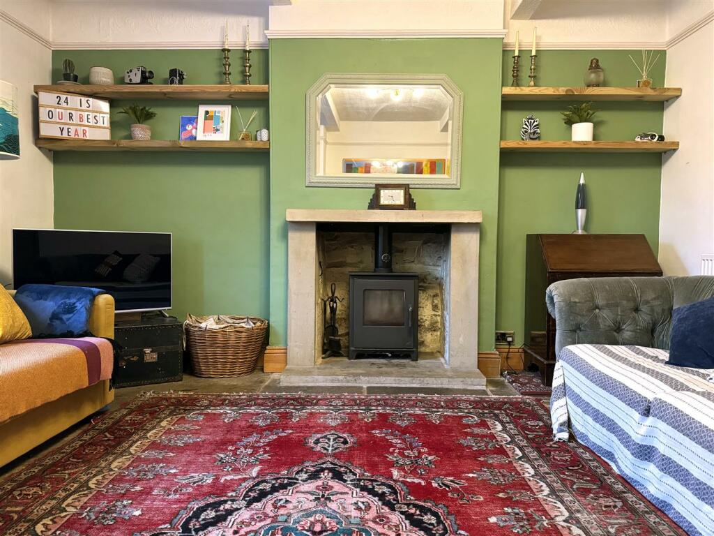 SITTING ROOM