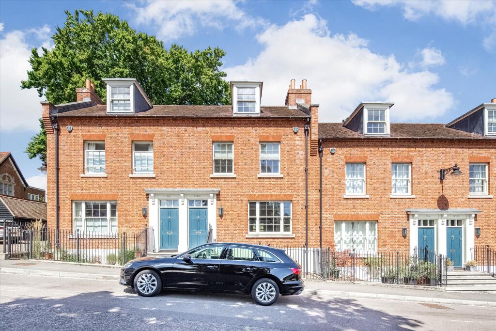 Arm and Sword Lane, Hatfield, Hertfordshire, AL9