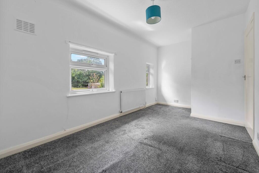 4 Carlisle Road, ...