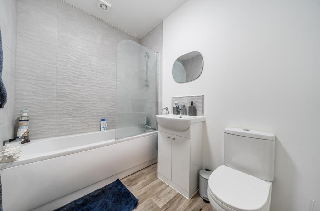 1369357-22-68ef89ef56e64