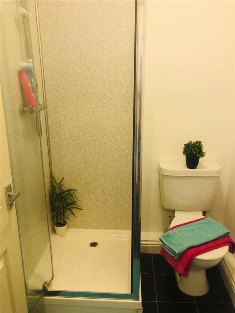 9 S28 Bathroom 1Jul20.jpg