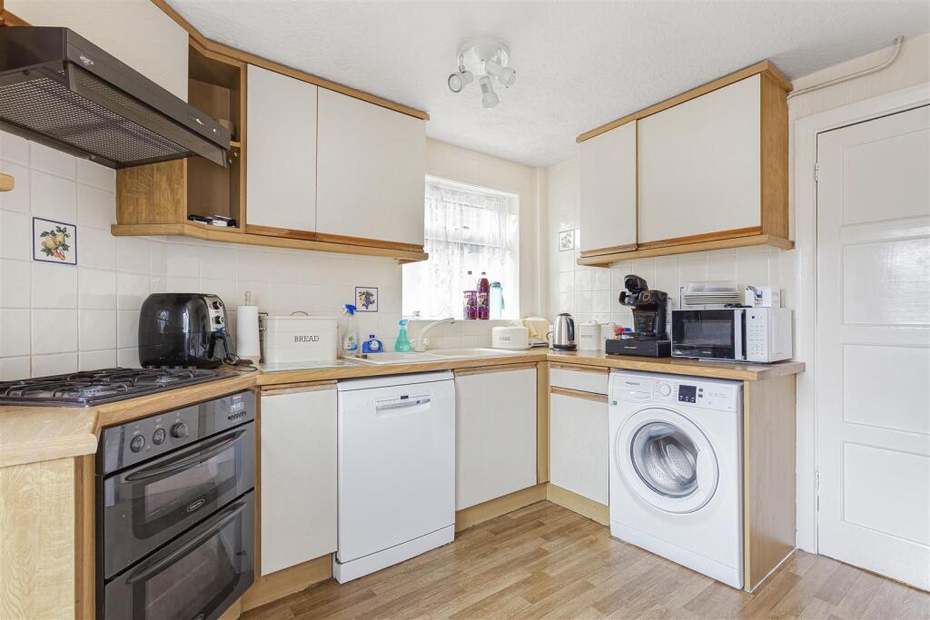 Ruggles Brise Kitchen 2.jpg