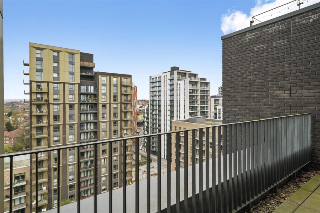 86 Cedar House - cP7nC2Lhflx2CxbSfw3o.jpg