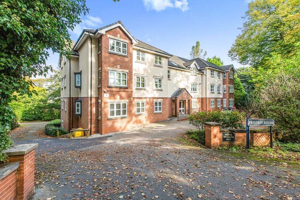 Green Lane, Standish, Wigan, Greater Manchester, WN6