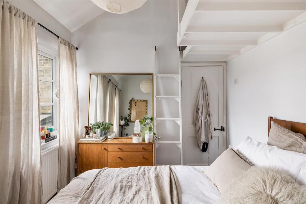Murchison Road, E10
