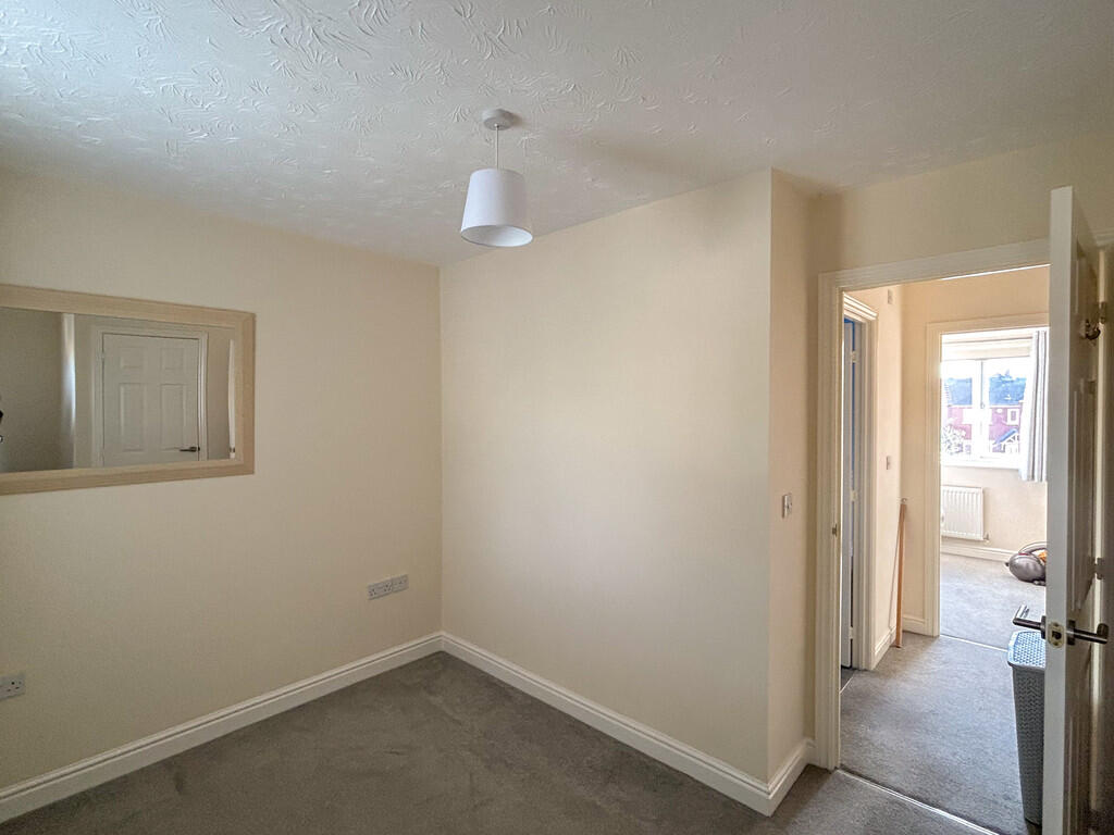 bedroom 2-3