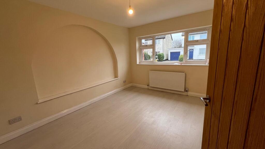 Bedroom 1.jpeg