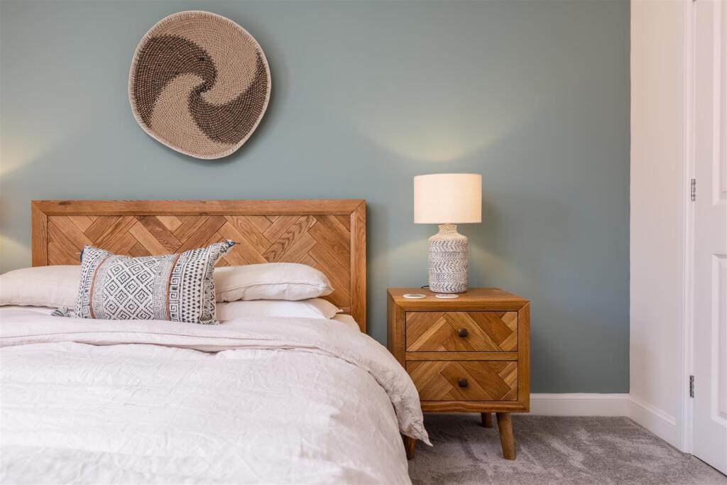 Dove Road 20 Bedroom 1-5.jpg