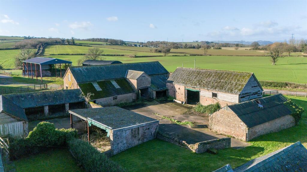 0601LlangroveFarm,-09.jpg