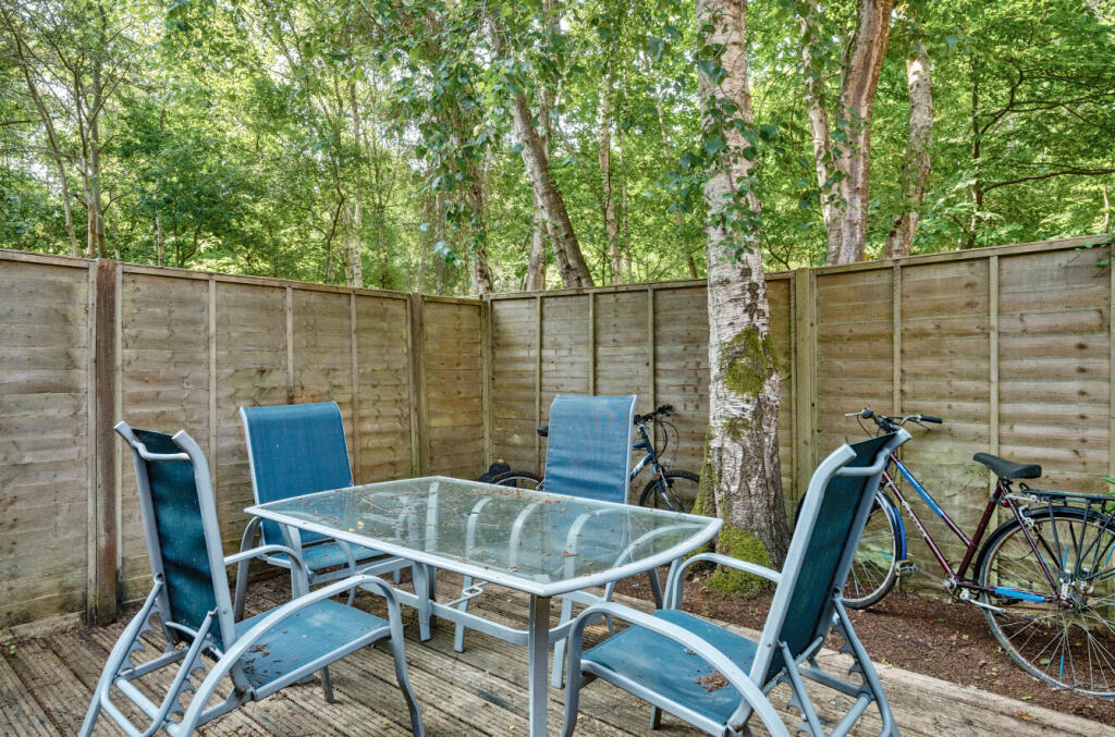 1307011-12-6853d9...