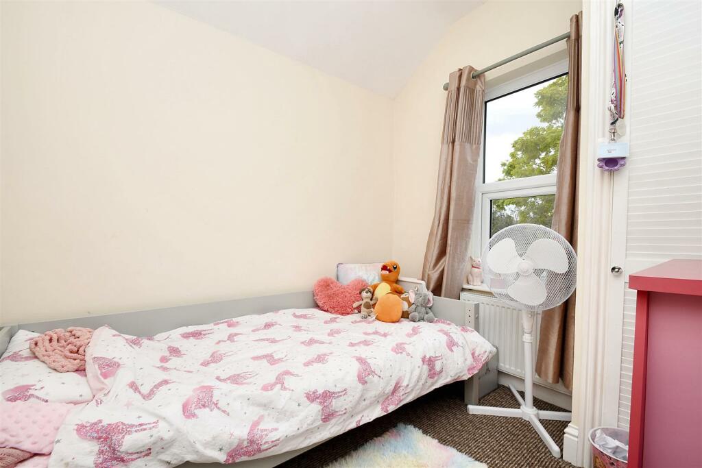 Bedroom Three 1.JPG