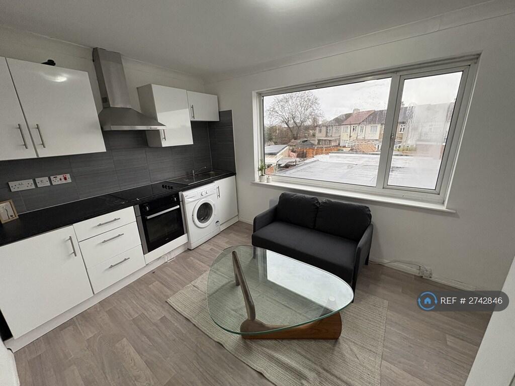 Crow Lane, Romford, RM7