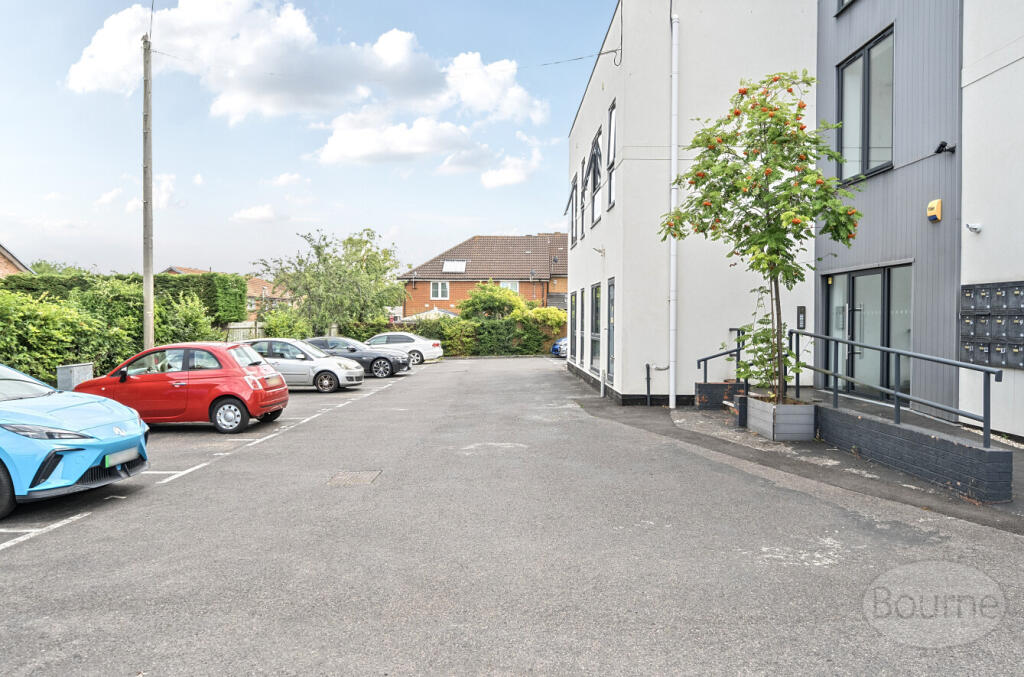 957ba556-9b51-479...