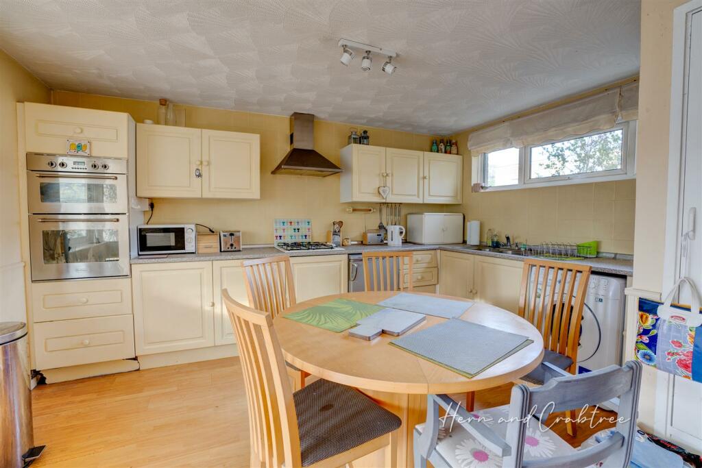 Hern and Crabtree-01.jpg