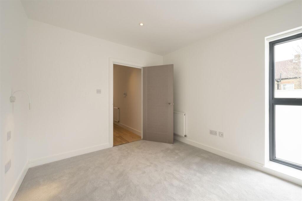 FLAT 4,14.jpg