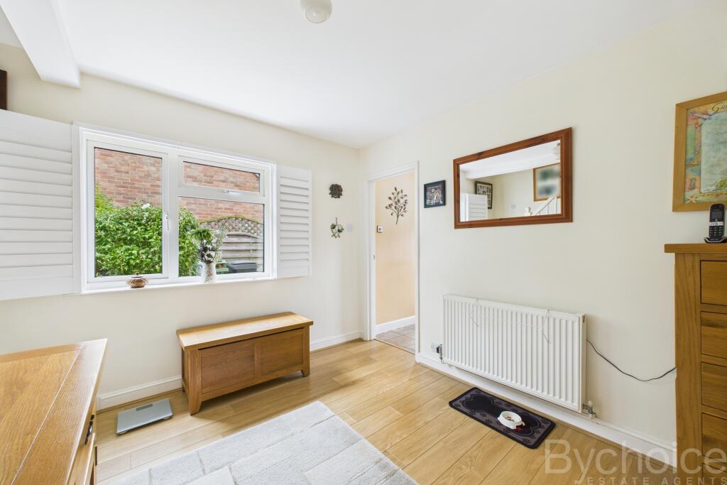 CAM05454G0-PR0045-STILL008