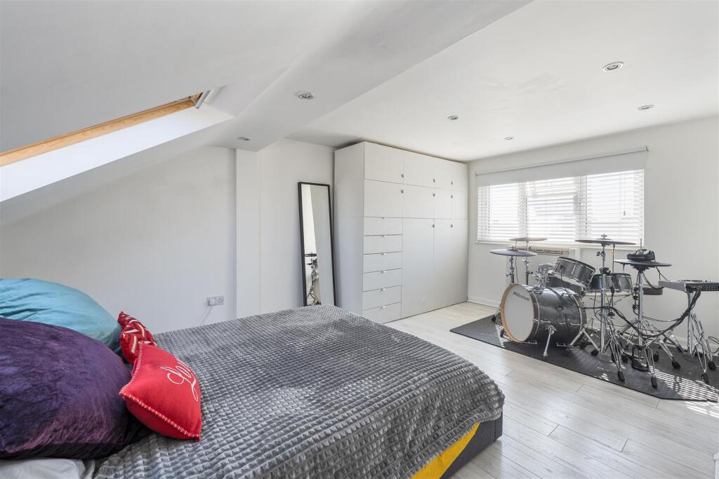 Brighton Avenue, E17